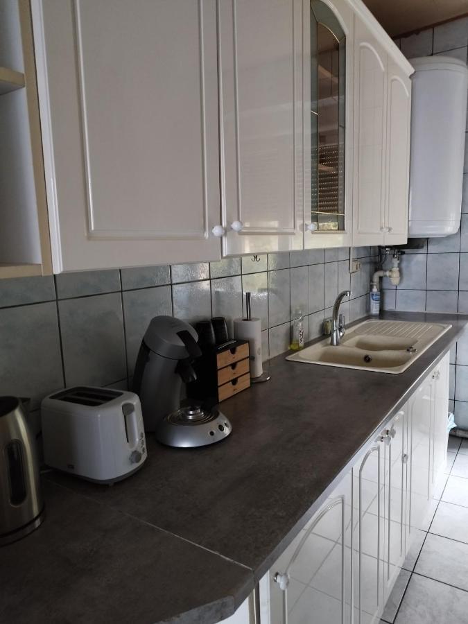 Le Thannois - Appartement 2 Chambres, Salon, Cuisine Equipee, Parking Et Wifi Gratuit Mulhouse Esterno foto
